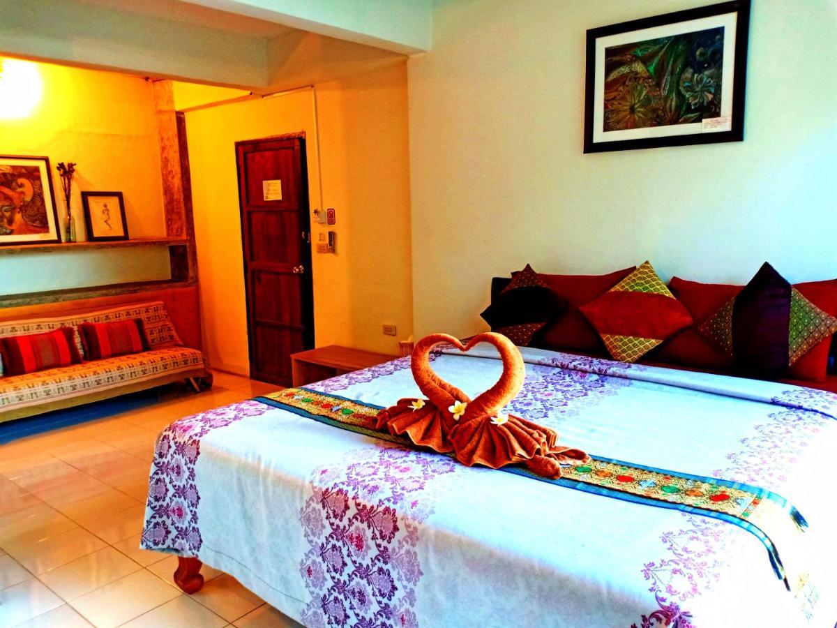 Sofa Gallery Hotel Nong Khai Esterno foto
